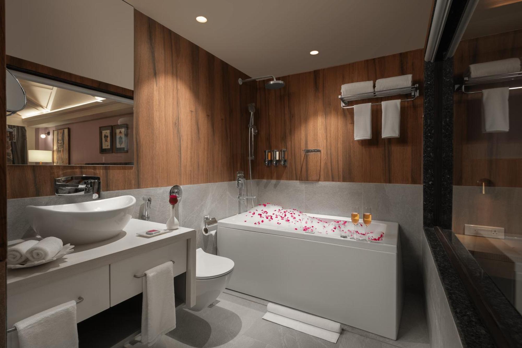 Bookmark Resorts, Manali Esterno foto